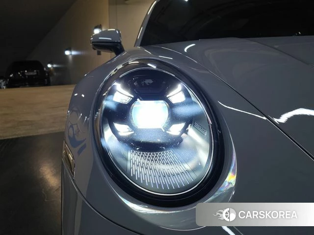 Porsche 911(992) id 4980512 из Кореи 19