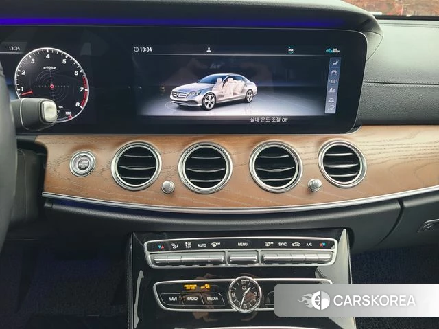 Mercedes-Benz E-Class W213 id 3924282 из Кореи 19