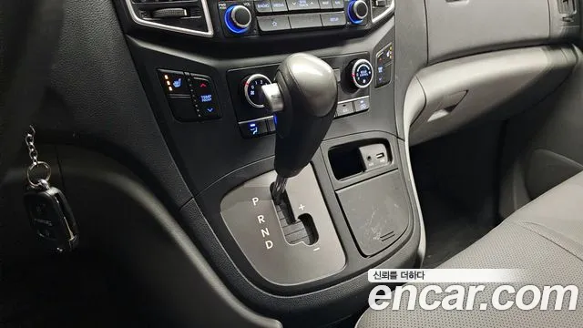 Hyundai The New Grand Starex id 2649639 из Кореи 19