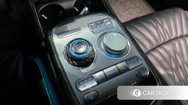 Genesis G90 (RS4) id 5040384 из Кореи 41