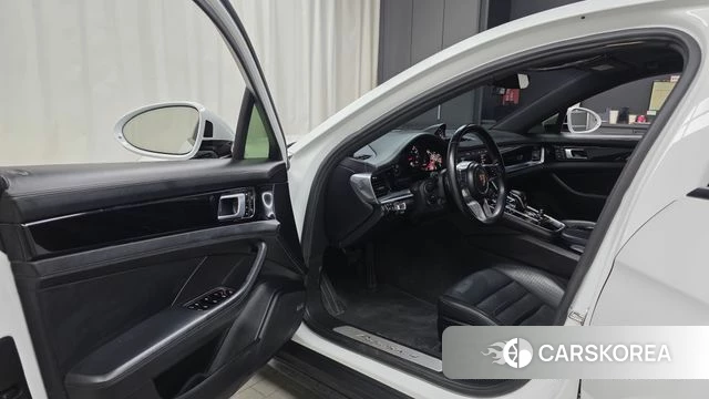 Porsche Panamera (971) id 5004664 из Кореи 33