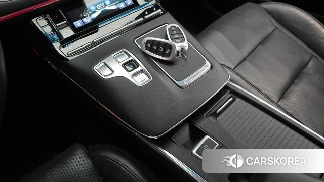 Hyundai The New Grandeur IG id 4746318 из Кореи 29
