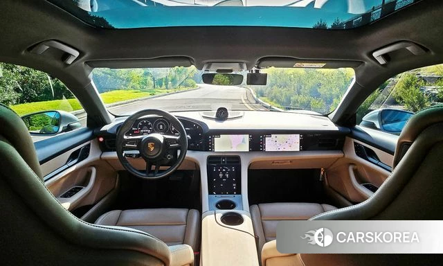 Porsche Taycan id 4929578 из Кореи 19