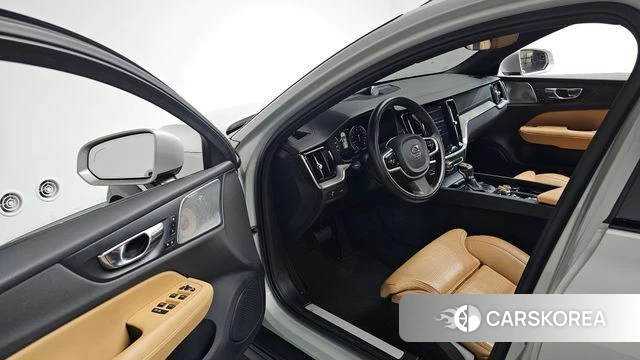 Volvo V60 Cross-Country 2nd Generation id 5028573 из Кореи 41