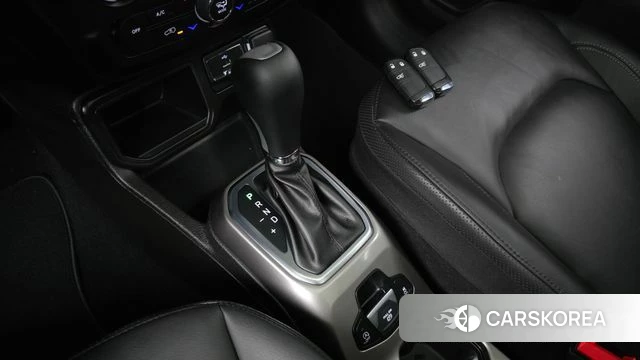 Jeep Renegade id 4996669 из Кореи 29