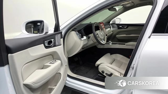 Volvo XC60 second Generation id 5038909 из Кореи 29