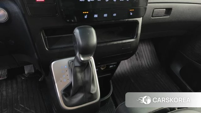 Hyundai Staria id 4981555 из Кореи 29