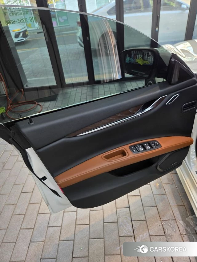 Maserati Ghibli id 5001182 из Кореи 11