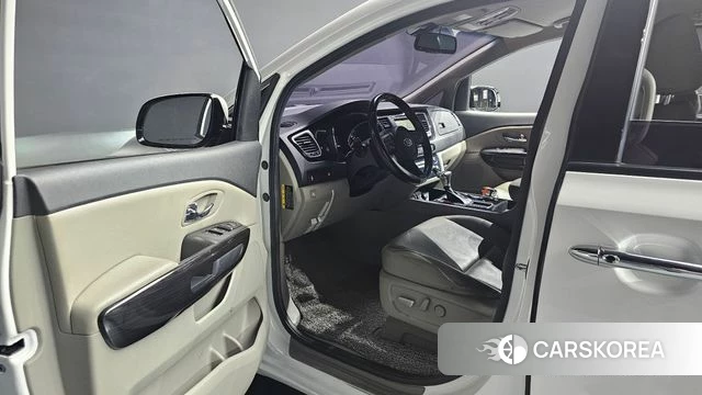 Kia The New Carnival id 4978251 из Кореи 33
