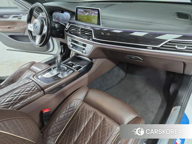 BMW 7 Series (G11) id 5017587 из Кореи 19