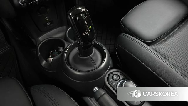Mini Cooper id 5052273 из Кореи 29