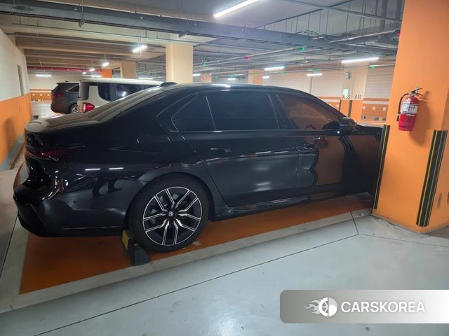 BMW 7 Series (G70) id 5015853 из Кореи 10