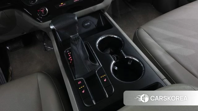 Kia The New Carnival id 5035566 из Кореи 32