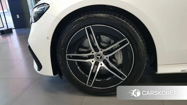 Mercedes-Benz E-Class W214 id 4934515 из Кореи 19