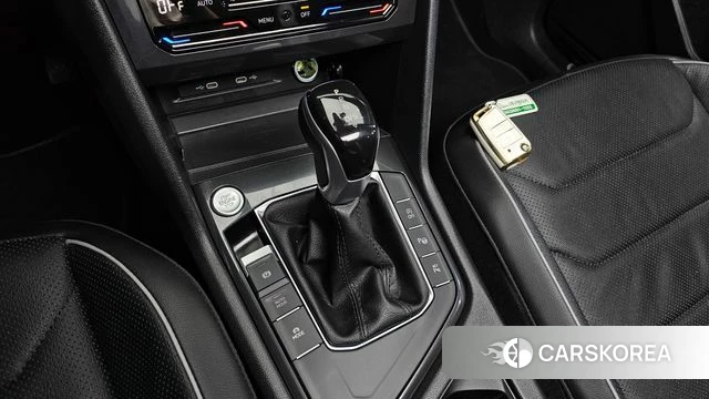 Volkswagen Tiguan Allspace id 4941683 из Кореи 35