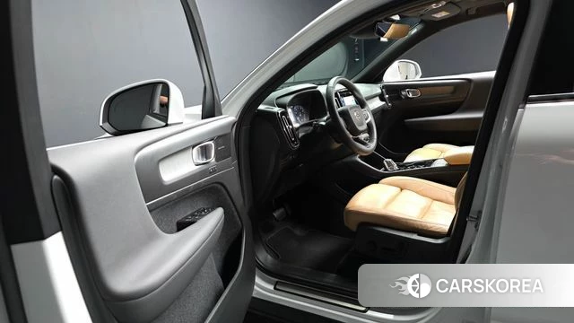 Volvo XC40 id 4929615 из Кореи 40