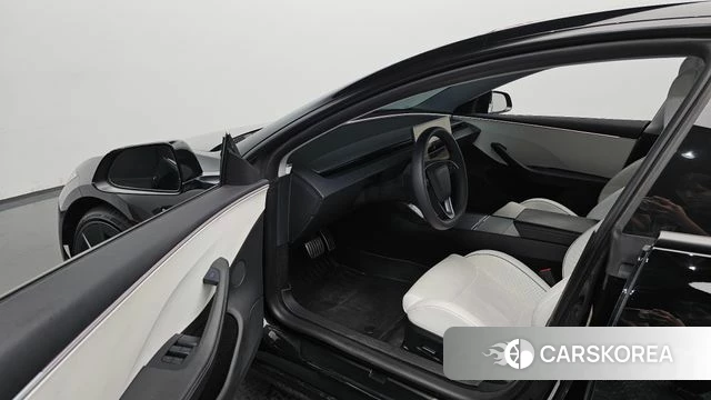 Tesla Model 3 id 5011462 из Кореи 32