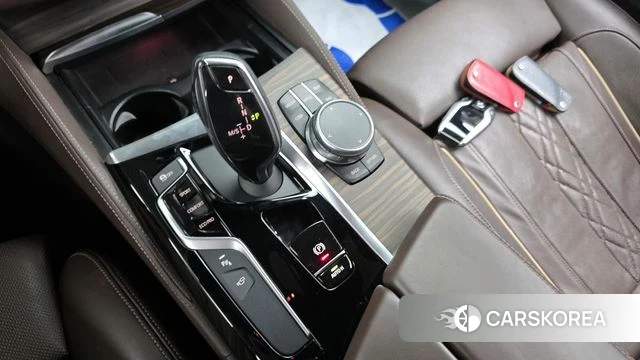 BMW 5 Series (G30) id 5042196 из Кореи 31