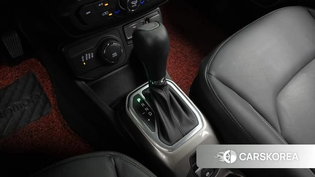 Jeep Renegade id 4936715 из Кореи 32
