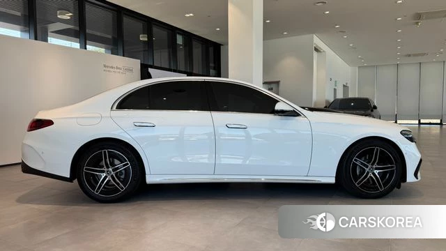 Mercedes-Benz E-Class W214 id 4974578 из Кореи 19