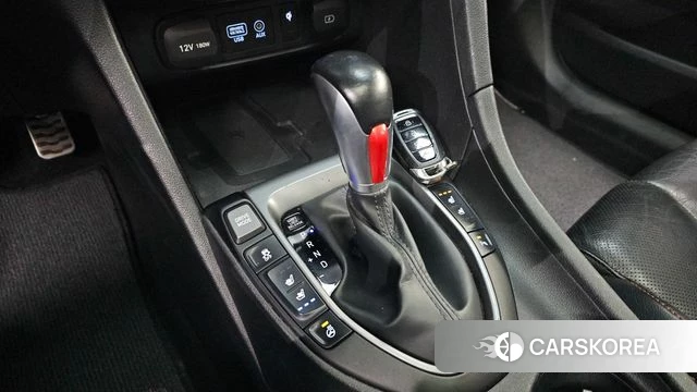 Hyundai Veloster (JS) id 5013702 из Кореи 19
