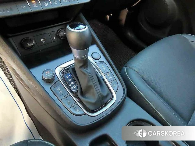 Hyundai The New Kona id 4936111 из Кореи 19