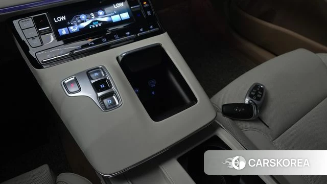 Hyundai The New Grandeur IG id 4661334 из Кореи 34