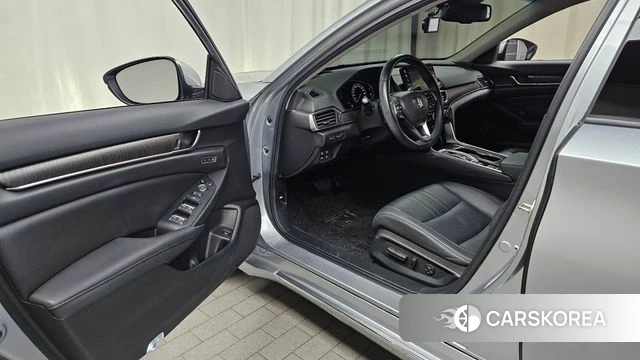 Honda Accord 10th Generation id 4998278 из Кореи 32