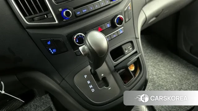 Hyundai The New Grand Starex id 3454650 из Кореи 19
