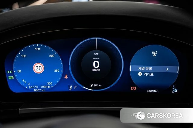 Porsche Makan EV id 4752718 из Кореи 10