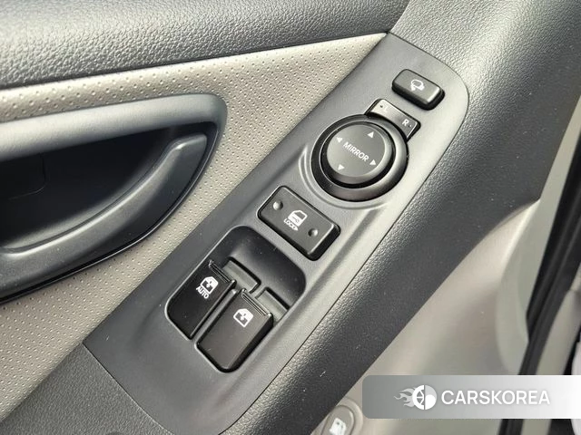 Hyundai The New Grand Starex id 4966958 из Кореи 16