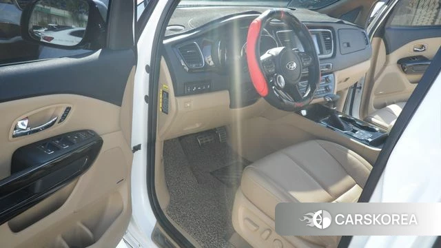 Kia The New Carnival id 5000765 из Кореи 19