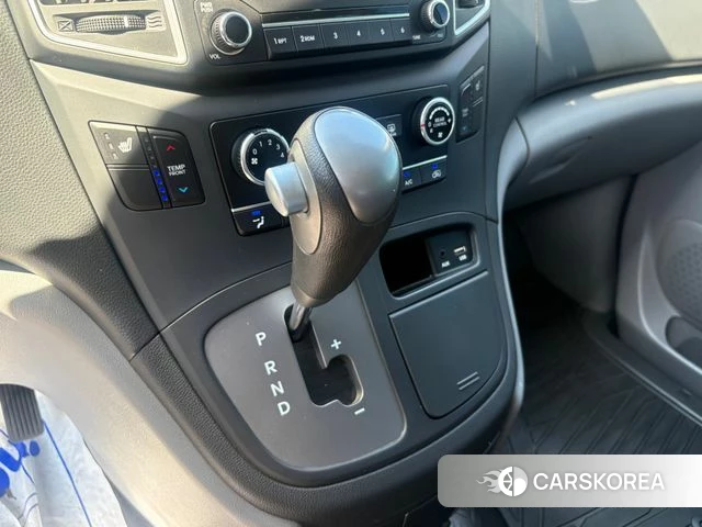 Hyundai The New Grand Starex id 4657971 из Кореи 16
