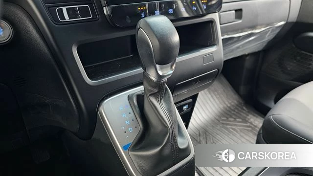 Hyundai Staria id 4950416 из Кореи 30