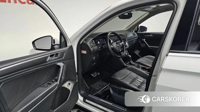 Volkswagen Tiguan Allspace id 4966813 из Кореи 34