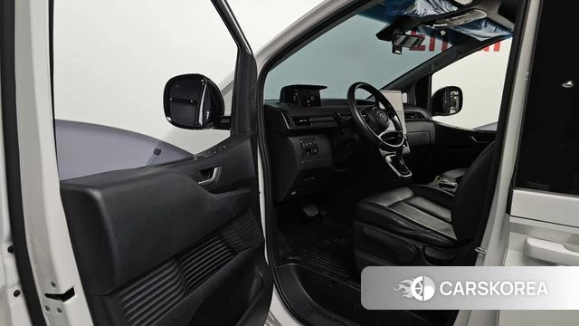 Hyundai Staria id 5026638 из Кореи 32