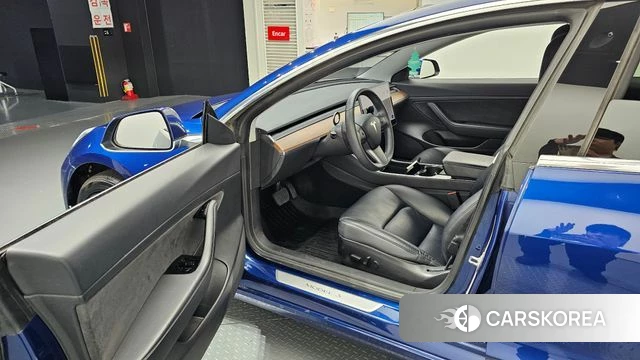 Tesla Model 3 id 4987635 из Кореи 31