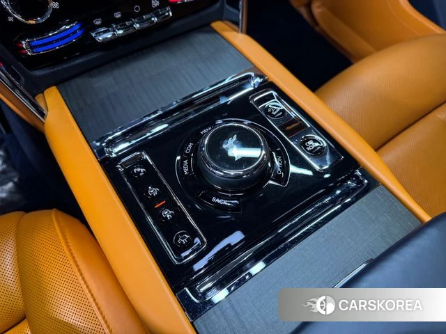Rolls-Royce Cullinan id 5013506 из Кореи 19