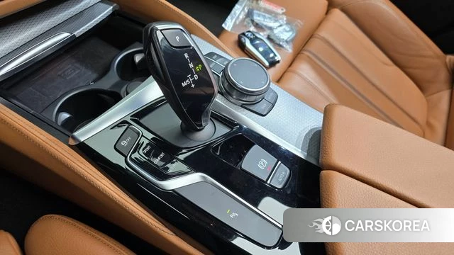 BMW 5 Series (G30) id 5024151 из Кореи 19