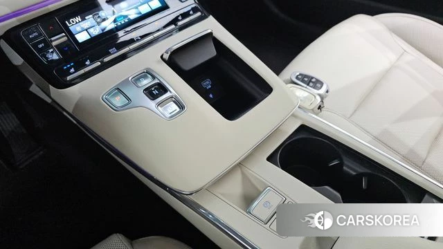Hyundai The New Grandeur IG Hybrid id 5017650 из Кореи 30