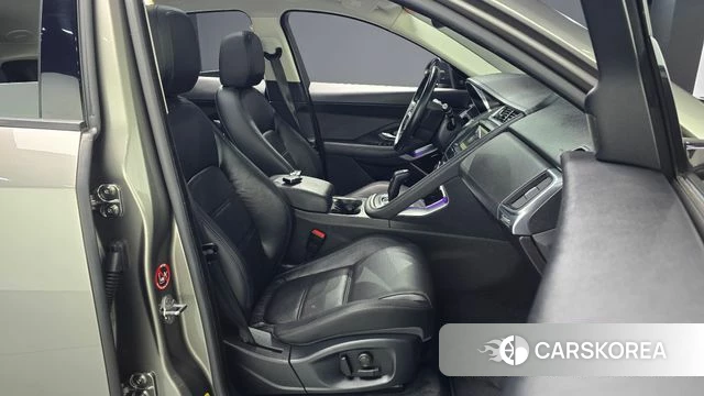 Jaguar E-PACE id 4508057 из Кореи 30