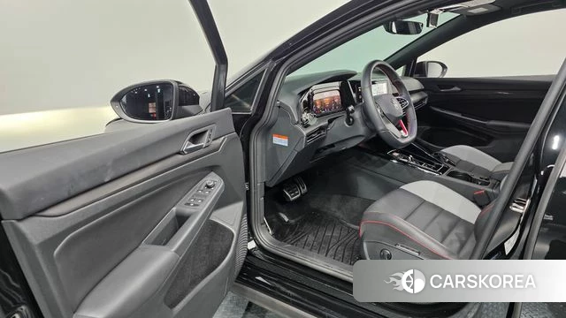Volkswagen Golf 8th Generation id 4928187 из Кореи 33