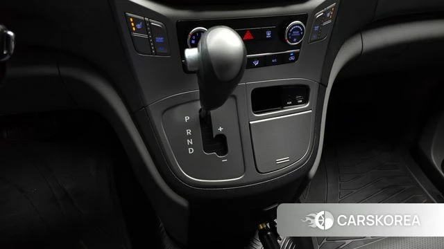 Hyundai The New Grand Starex id 5048026 из Кореи 29
