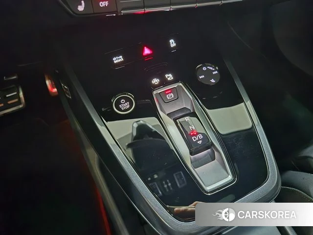 Audi Q4 e-Tron (F4) id 4979962 из Кореи 19