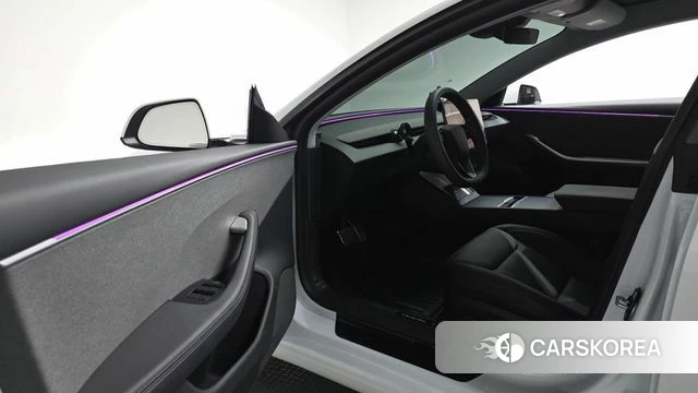 Tesla Model 3 id 5045390 из Кореи 32