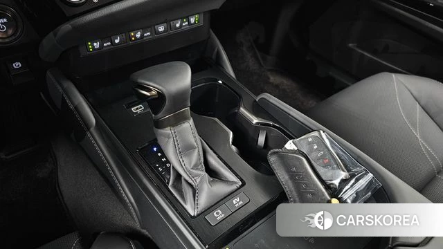 Lexus ES300h 7th generation id 4979999 из Кореи 19