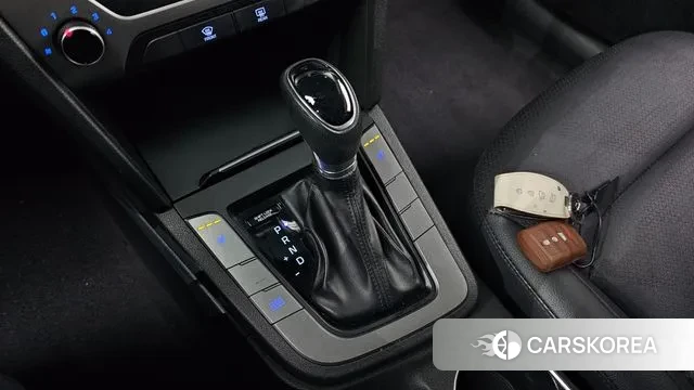Hyundai Avante AD id 3754657 из Кореи 19