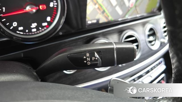 Mercedes-Benz E-Class W213 id 5018957 из Кореи 30