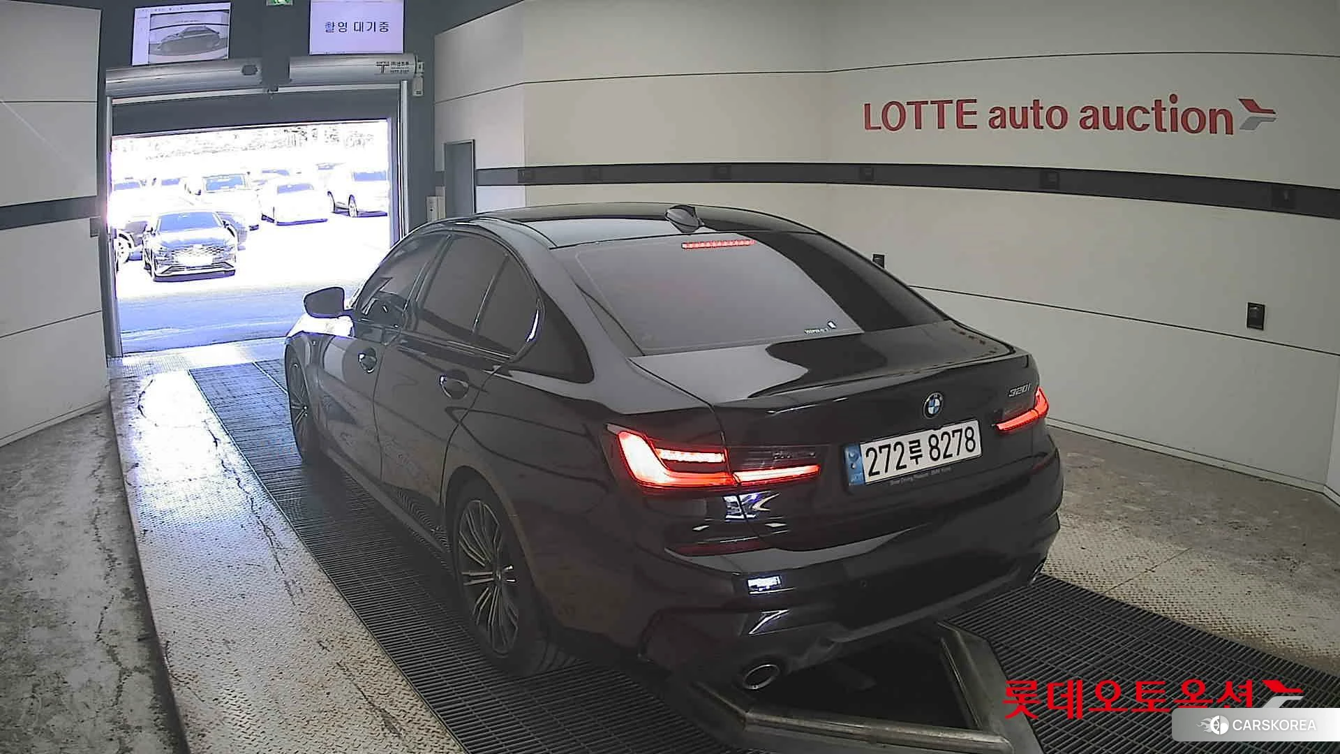 BMW  320i id 4989971 из Кореи 38