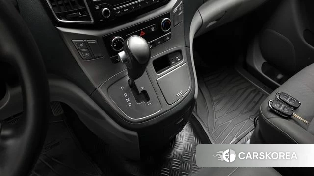 Hyundai The New Grand Starex id 5013734 из Кореи 19